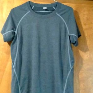 Lg sportwear tee shirt